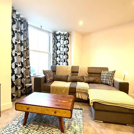 Stunning New Apartment Set In St Leonards On Sea Hollington  Exteriör bild